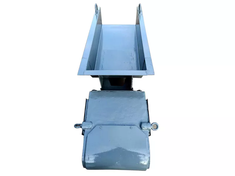 Alimentator electromagnetic vibrator